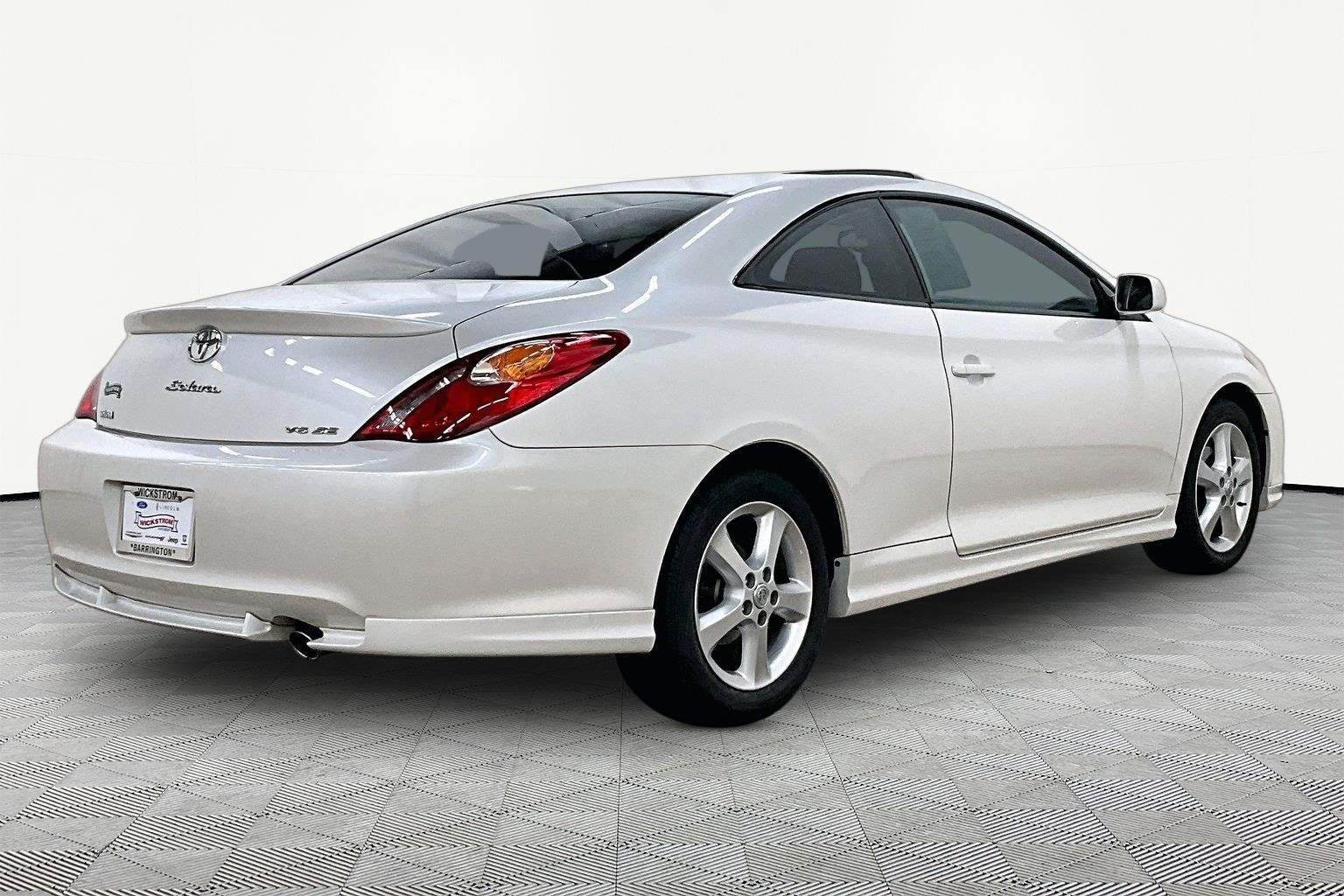 Used 2004 Toyota Camry Solara SE with VIN 4T1CA38P64U009017 for sale in Barrington, IL