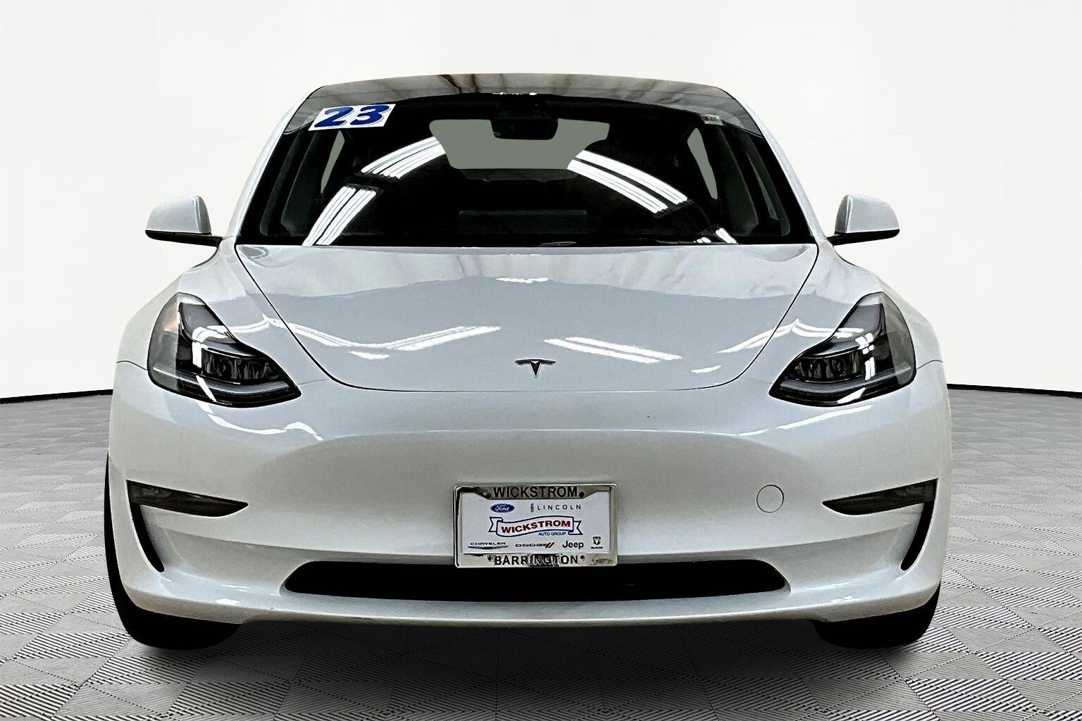 2023 Tesla Model 3 Performance photo 3