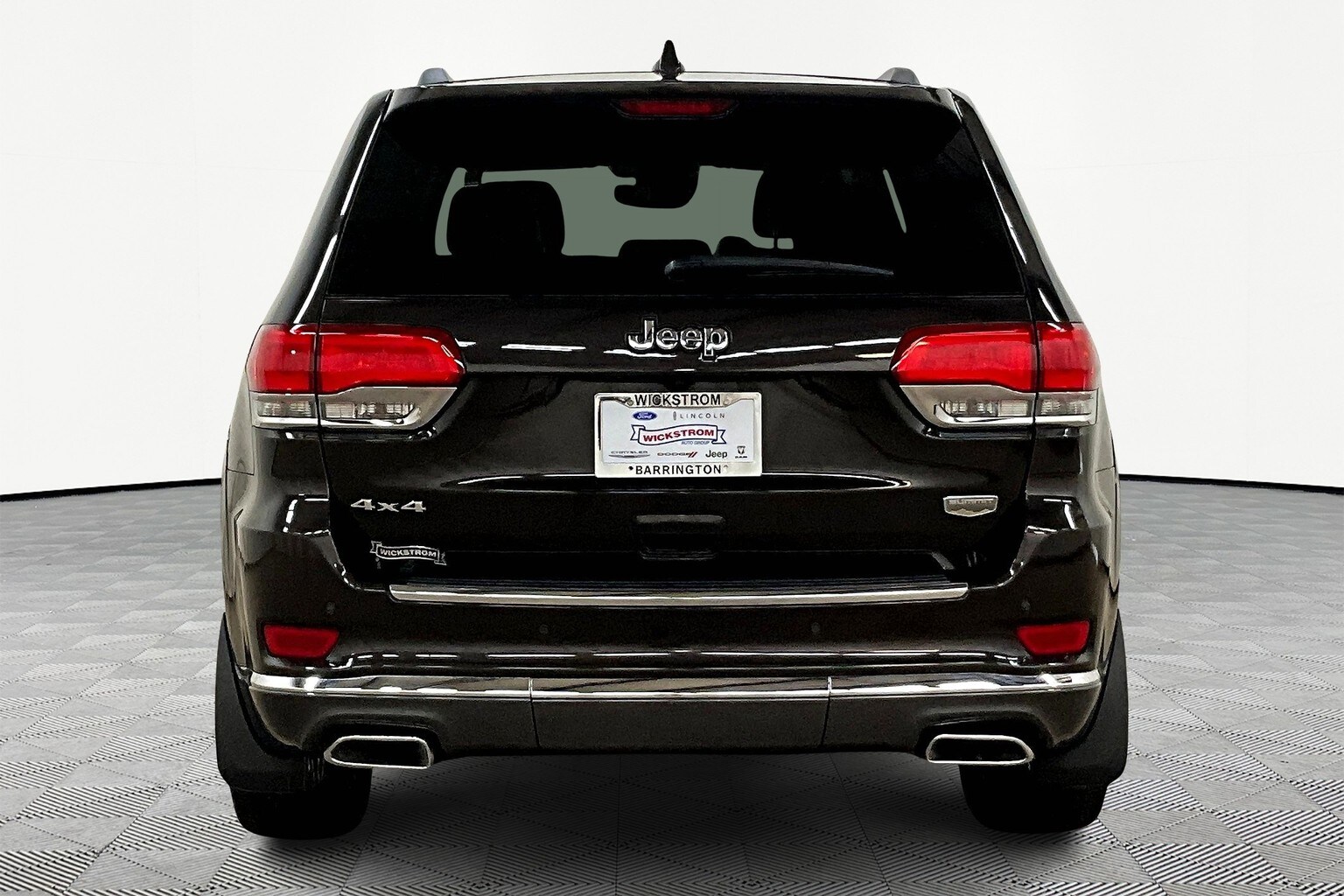 2017 Jeep Grand Cherokee Summit photo 4