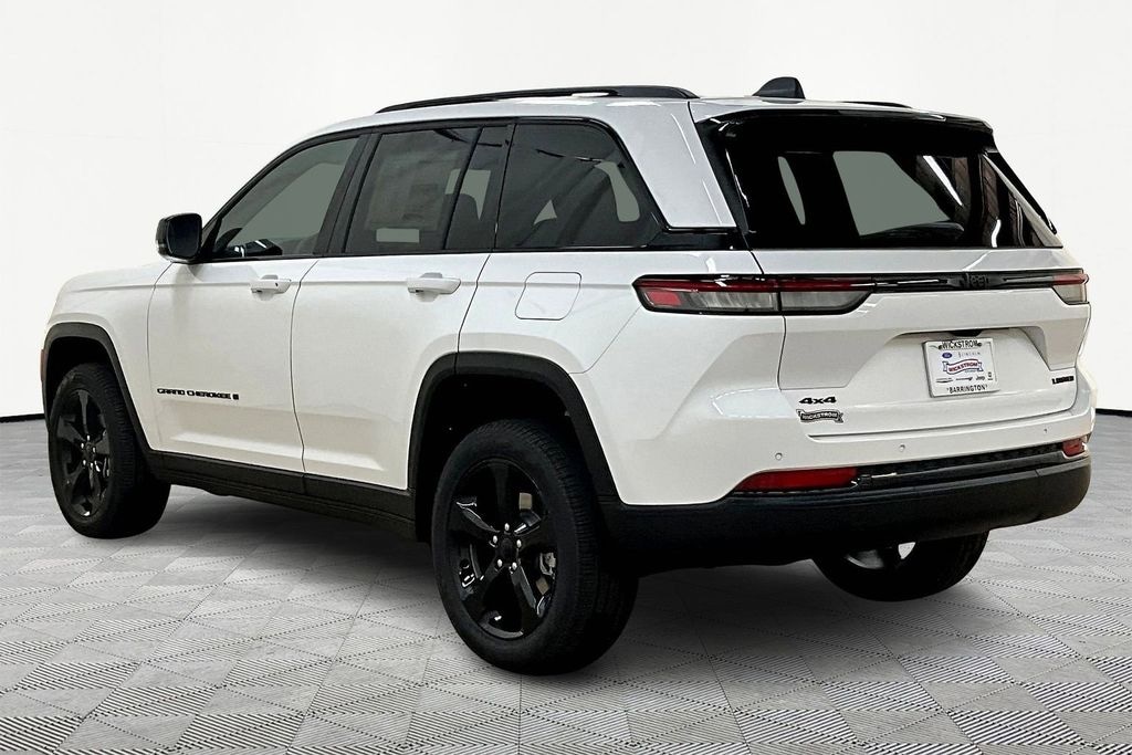 New 2025 Jeep Grand Cherokee Limited Sport Utility