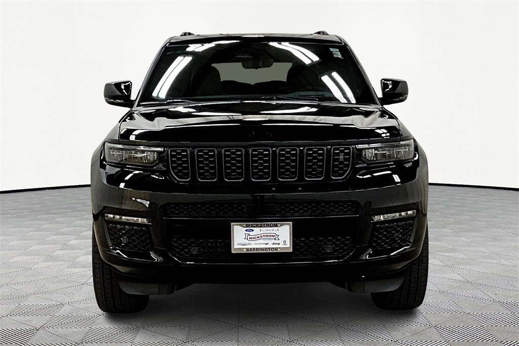 2025 Jeep Grand Cherokee L Summit Reserve photo 4