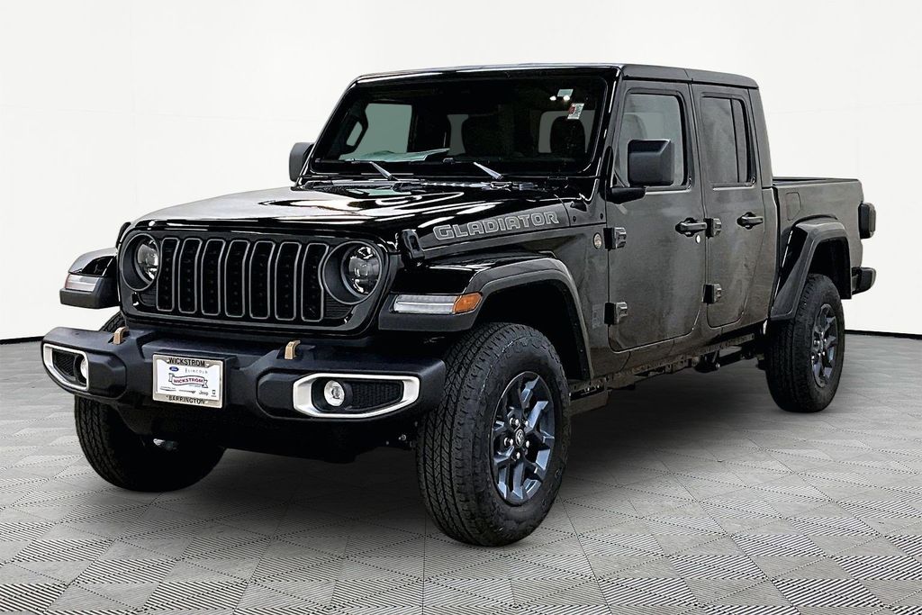 2026 Jeep Gladiator 85th Anniversary Edition Auto's photo