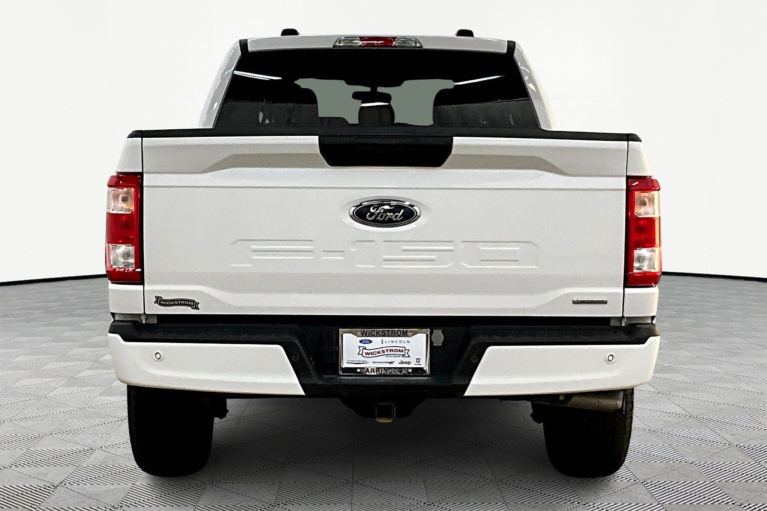 2023 Ford F-150 XL photo 4