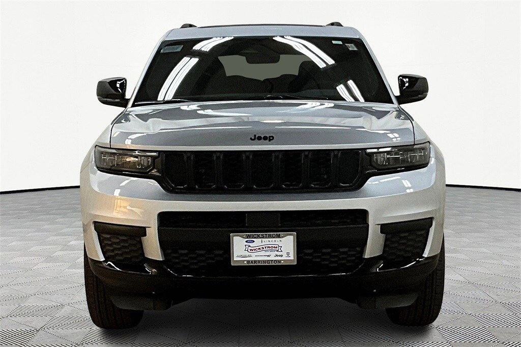 2025 Jeep Grand Cherokee Altitude X photo 4