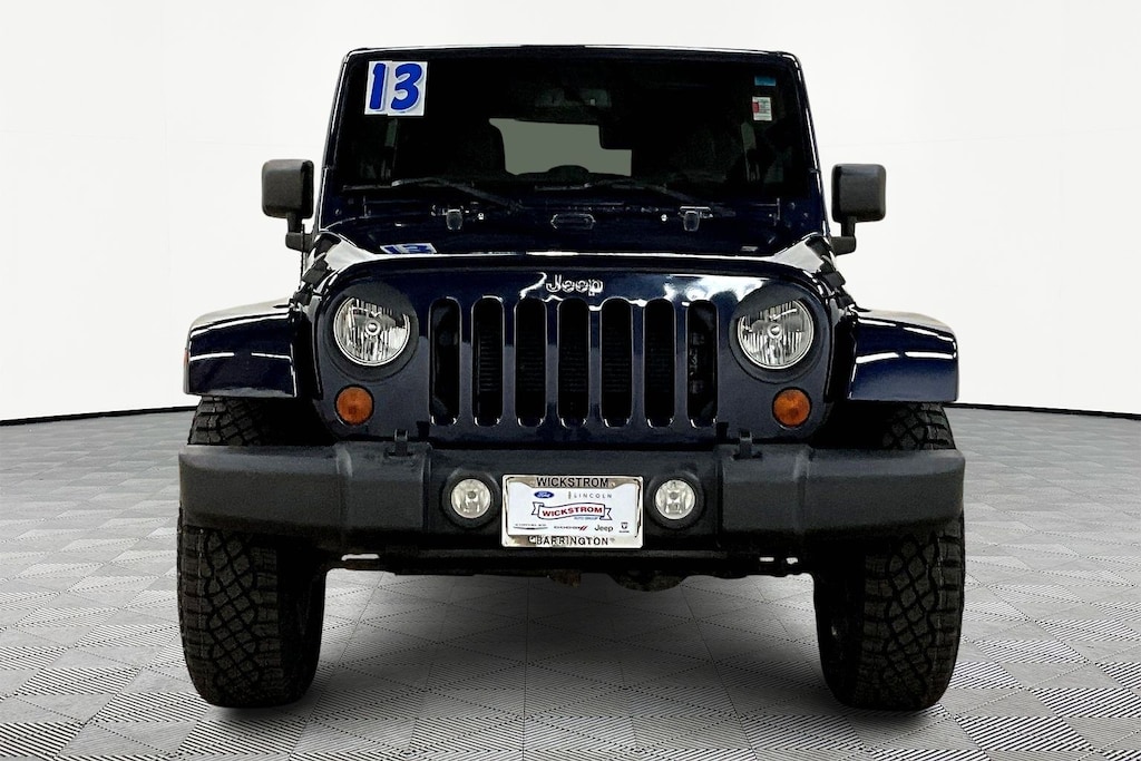 Used 2013 Jeep Wrangler Unlimited Sahara SUV