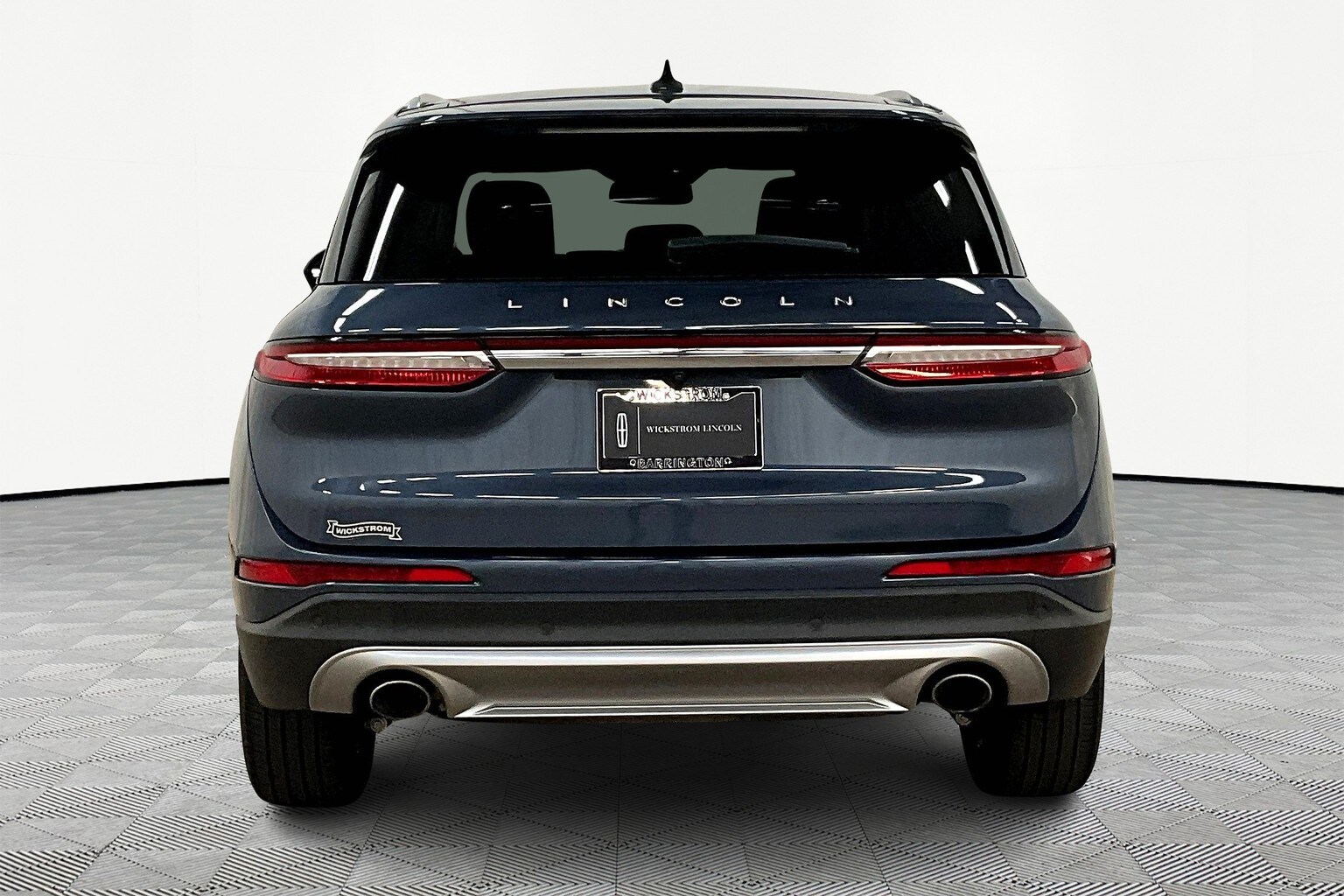 2022 Lincoln Corsair Standard photo 3