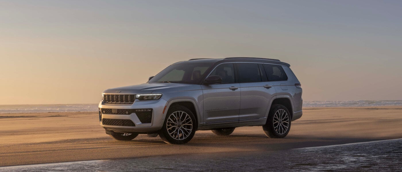 2026 Jeep Grand Cherokee Exterior At Ocean's Edge