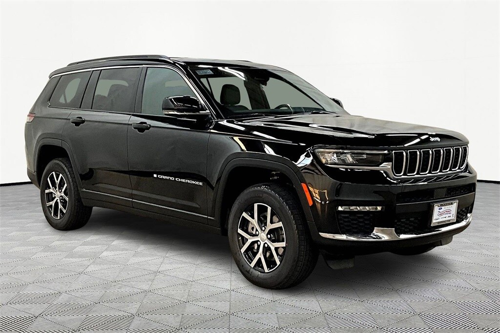 2025 Jeep Grand Cherokee Limited photo 2