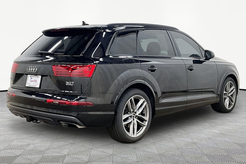 Used 2017 Audi Q7 3.0T Prestige SUV