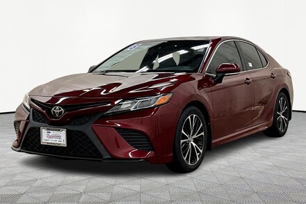 Used 2018 Toyota Camry SE Sedan Barrington Illinois