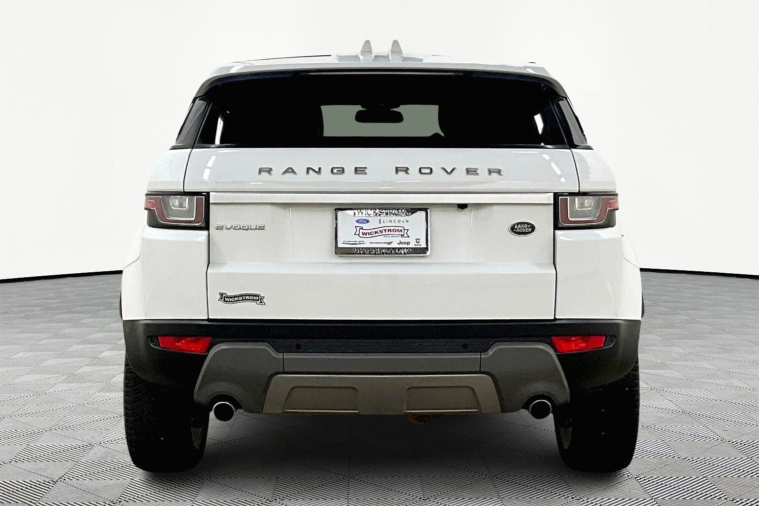 2019 Land Rover Range Rover Evoque HSE photo 4