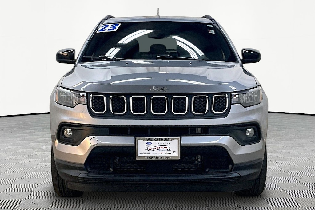 Used 2023 Jeep Compass Latitude SUV