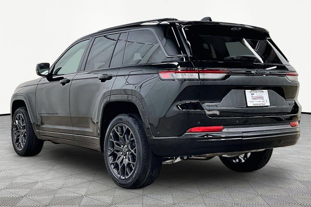 New 2027 Jeep Grand Cherokee Summit Sport Utility