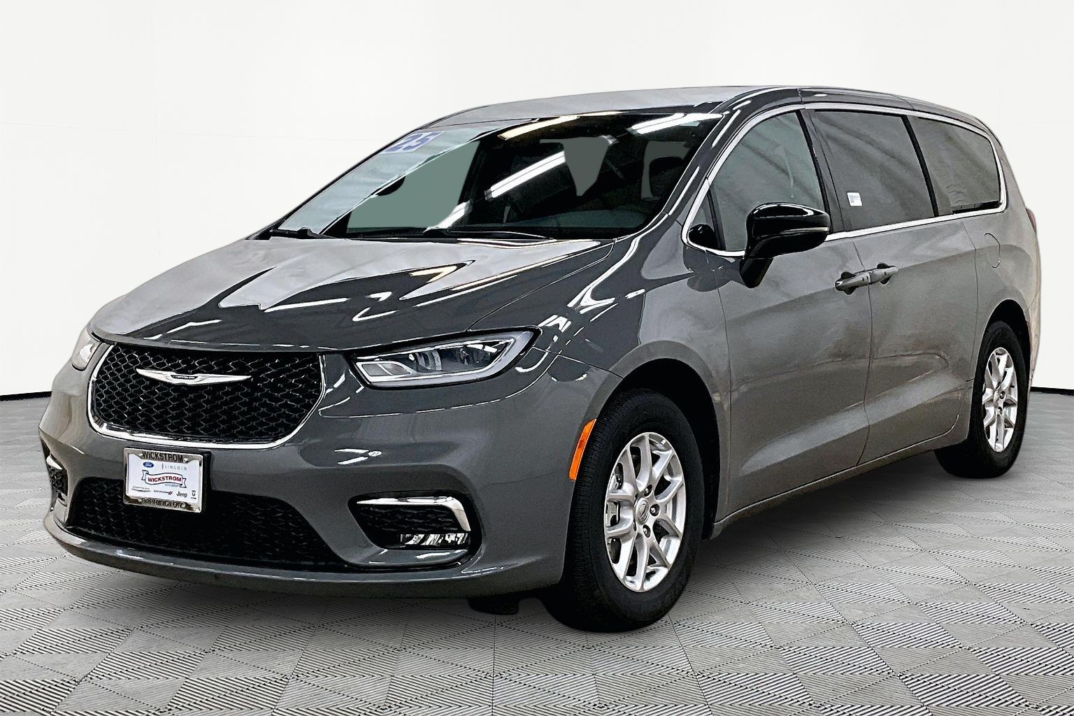 2025 Chrysler Pacifica