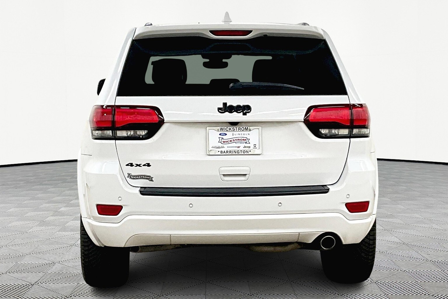 2018 Jeep Grand Cherokee Altitude photo 3