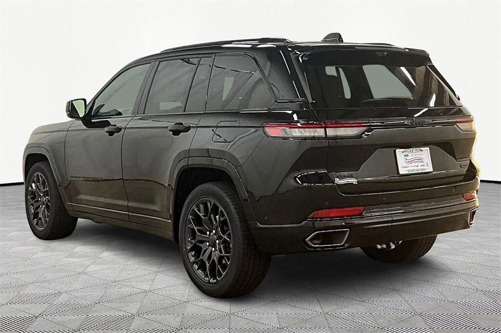 2025 Jeep Grand Cherokee Summit Reserve photo 3