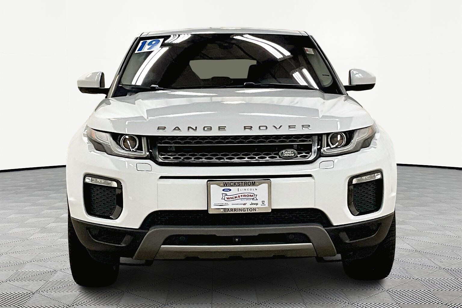 2019 Land Rover Range Rover Evoque HSE photo 3