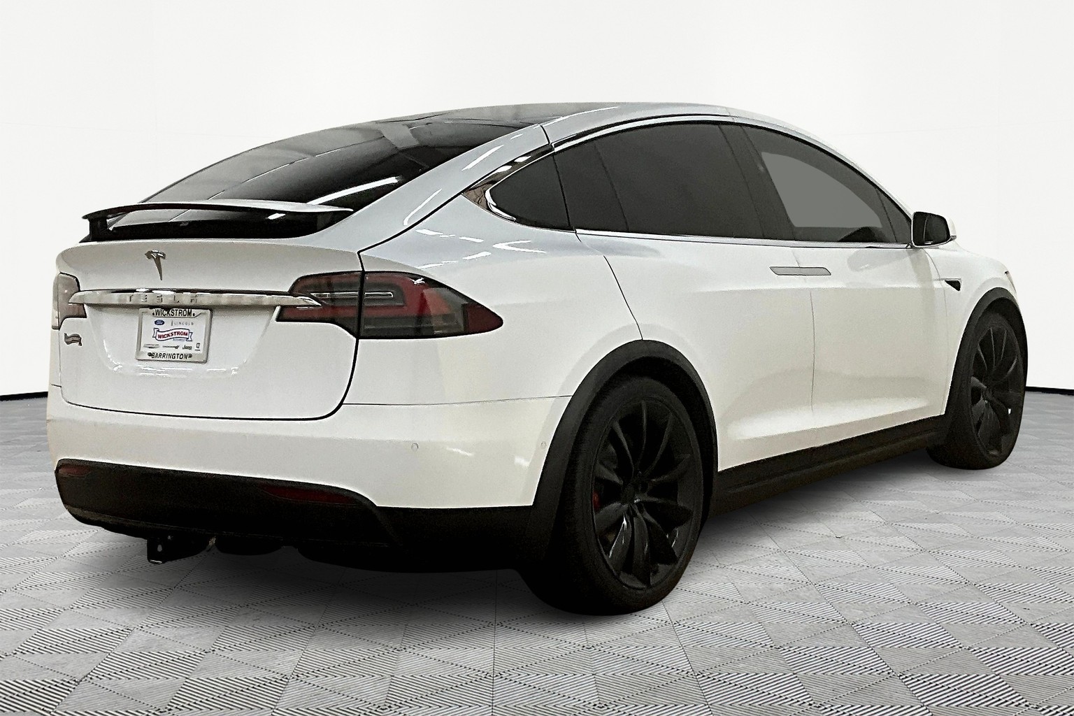 Used 2018 Tesla Model X P100D with VIN 5YJXCBE4XJF133414 for sale in Barrington, IL