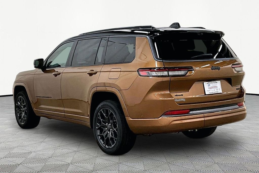 New 2026 Jeep Grand Cherokee L Summit Sport Utility