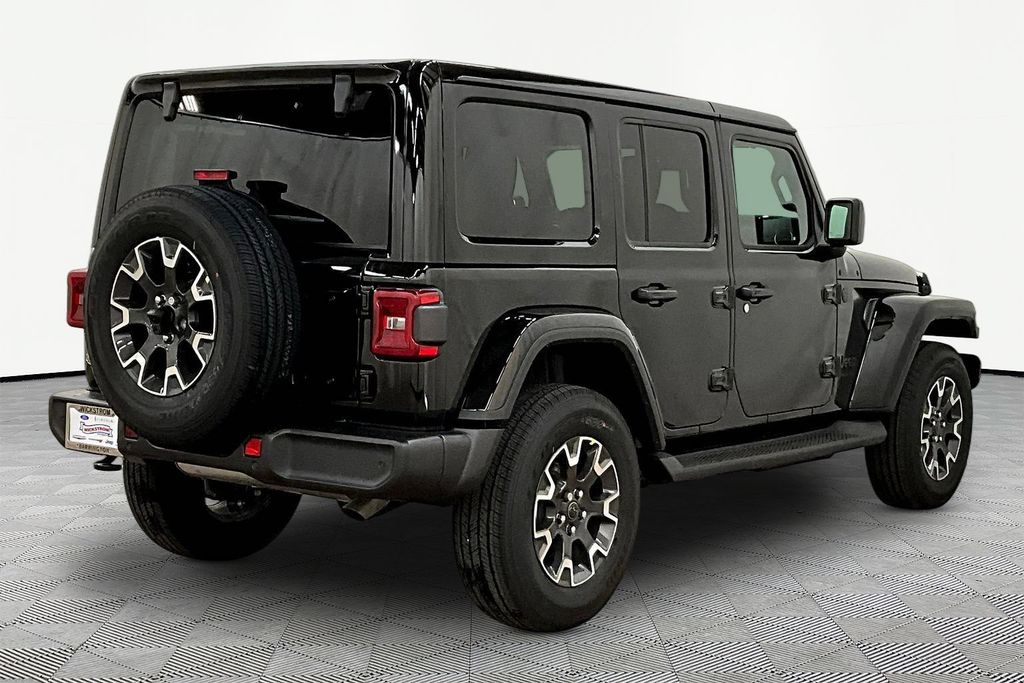 2026 Jeep Wrangler 4-Door Sahara - Photo 6