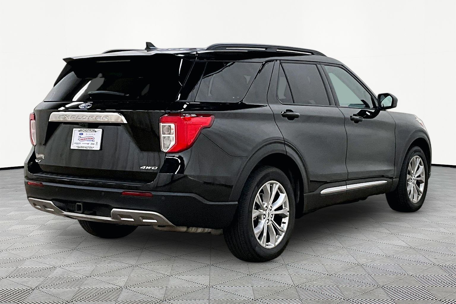Vehicle Image 2