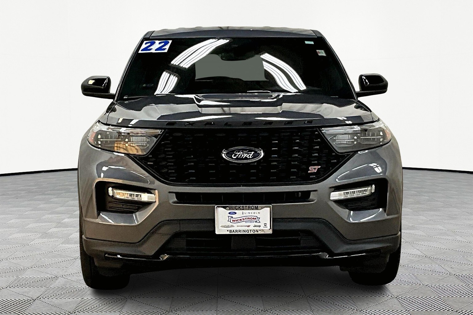 2022 Ford Explorer ST photo 2