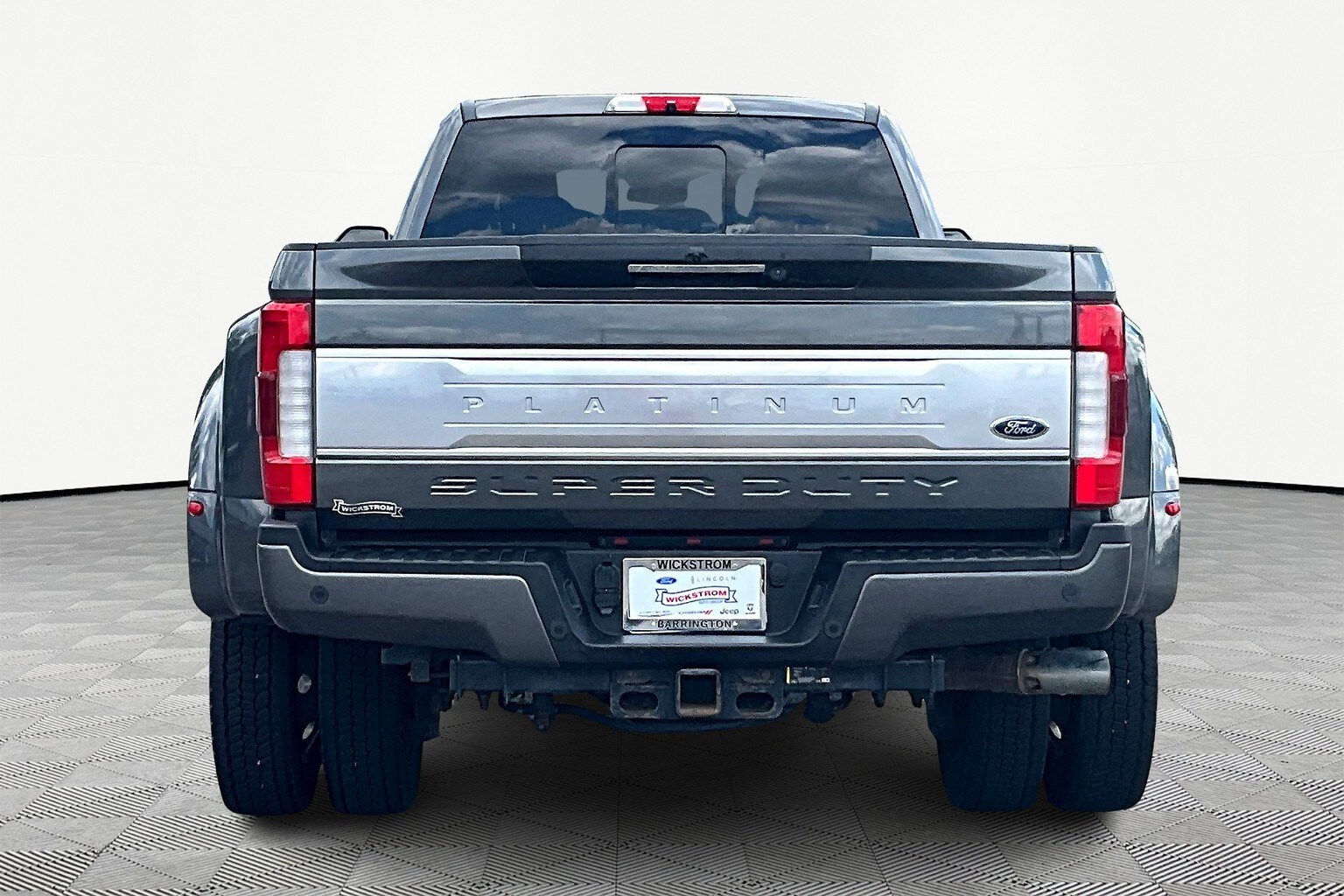 2018 Ford F-450 photo 4