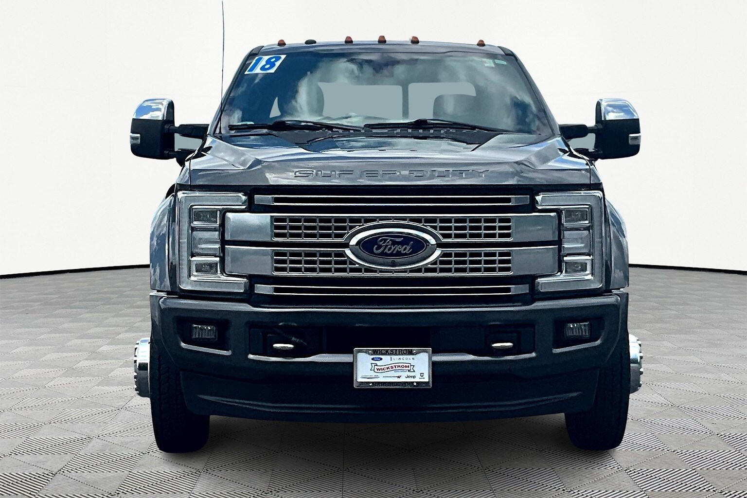 2018 Ford F-450 photo 3