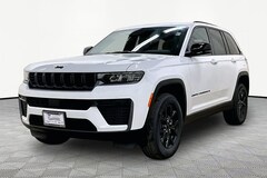 New 2026 Jeep Grand Cherokee Laredo Sport Utility Barrington Illinois