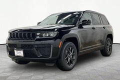 New 2027 Jeep Grand Cherokee Laredo Altitude Sport Utility Barrington Illinois
