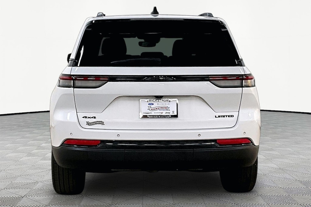 Used 2023 Jeep Grand Cherokee Limited SUV