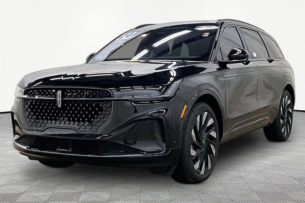 Used 2024 Lincoln Nautilus Reserve SUV