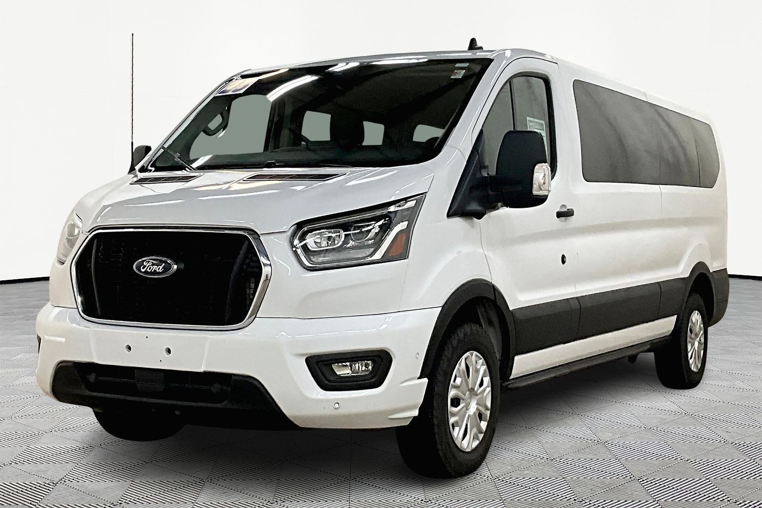 2023 Ford Transit Passenger Van XLT's photo