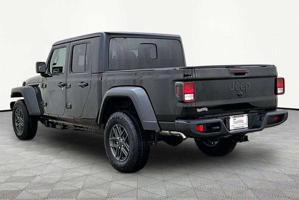 New 2026 Jeep Gladiator Sport S Pickup