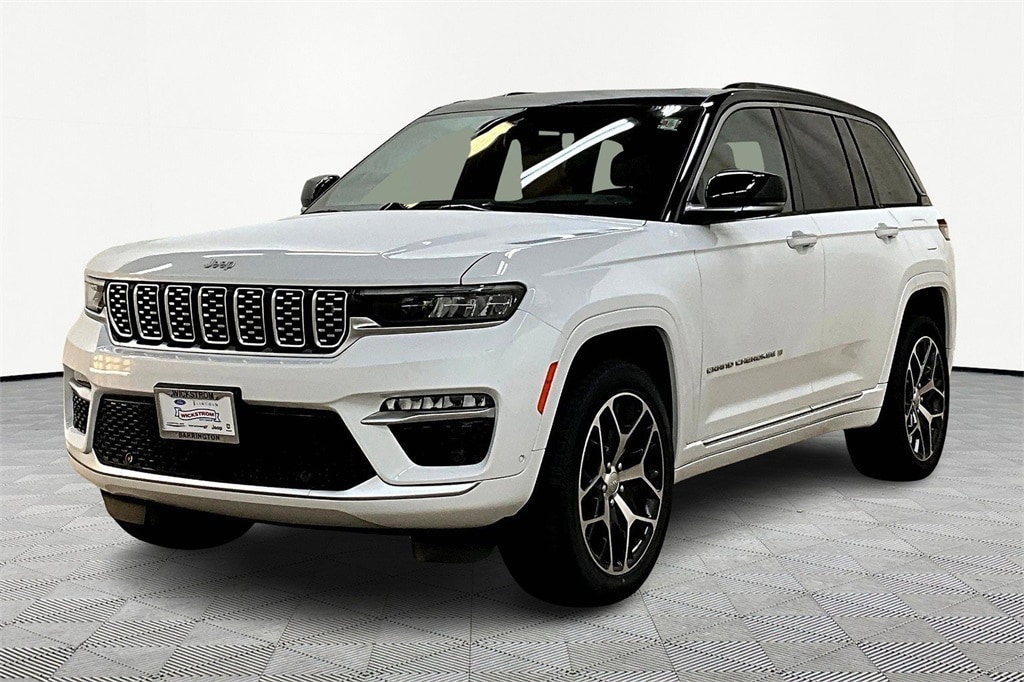 New 2025 Jeep Grand Cherokee Summit Sport Utility
