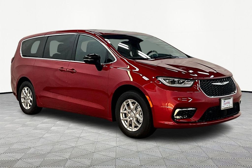 New 2026 Chrysler Pacifica Select Passenger Van
