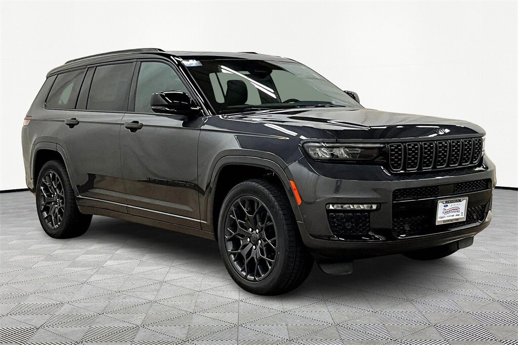 2025 Jeep Grand Cherokee L Summit photo 2