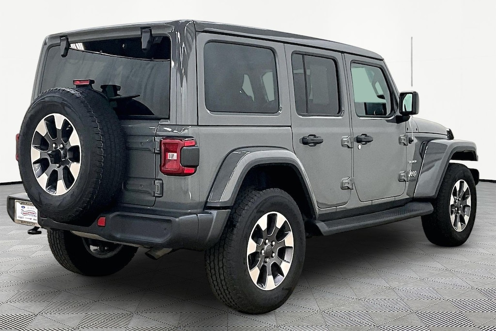Used 2021 Jeep Wrangler Unlimited Sahara SUV