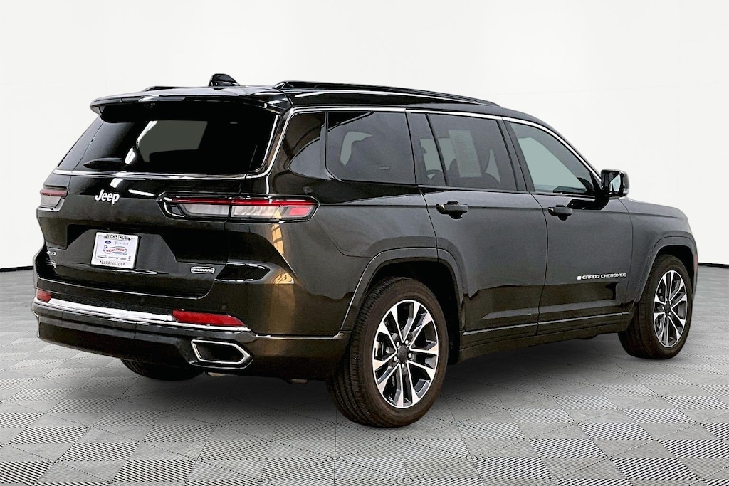 Used 2024 Jeep Grand Cherokee L Overland SUV