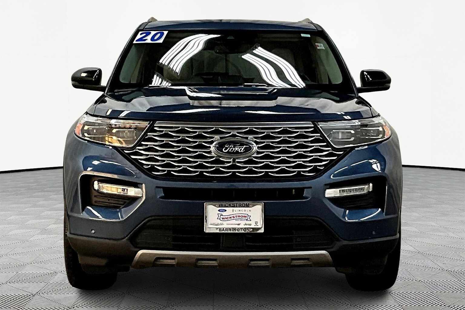 2020 Ford Explorer Platinum photo 3