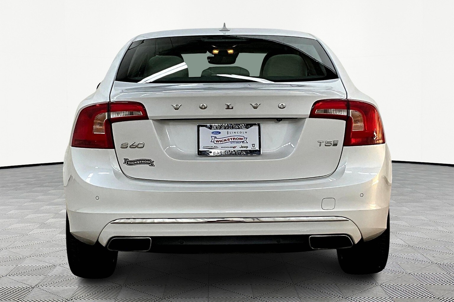 2018 Volvo S60 Inscription T5 photo 4