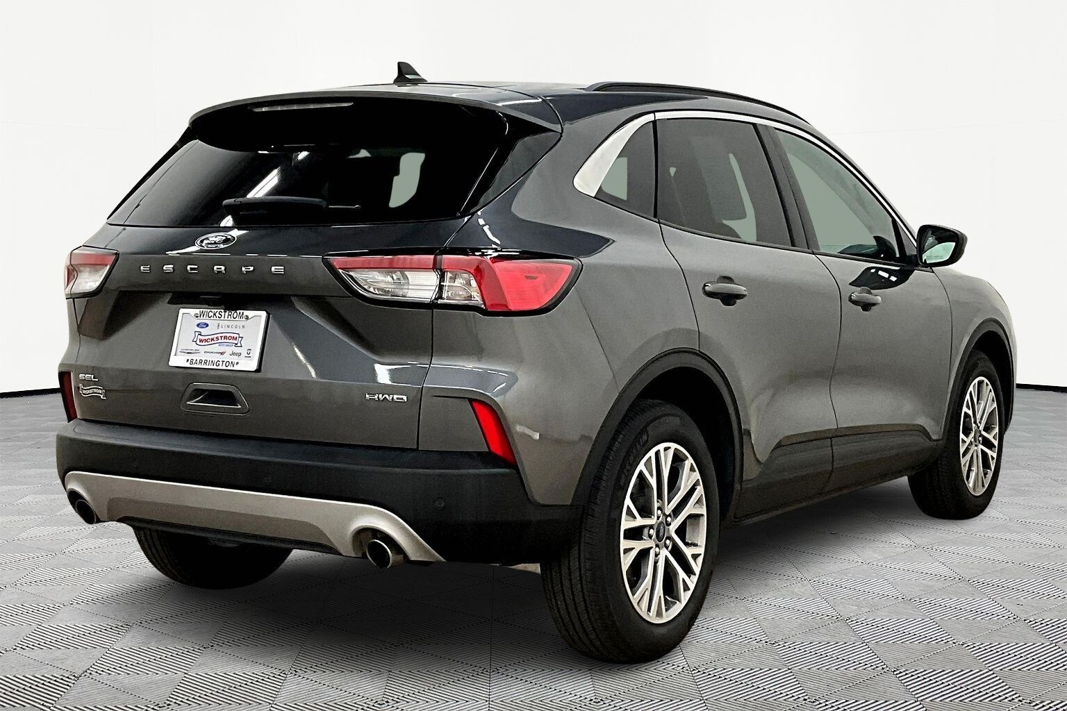 2022 Ford Escape SEL photo 2