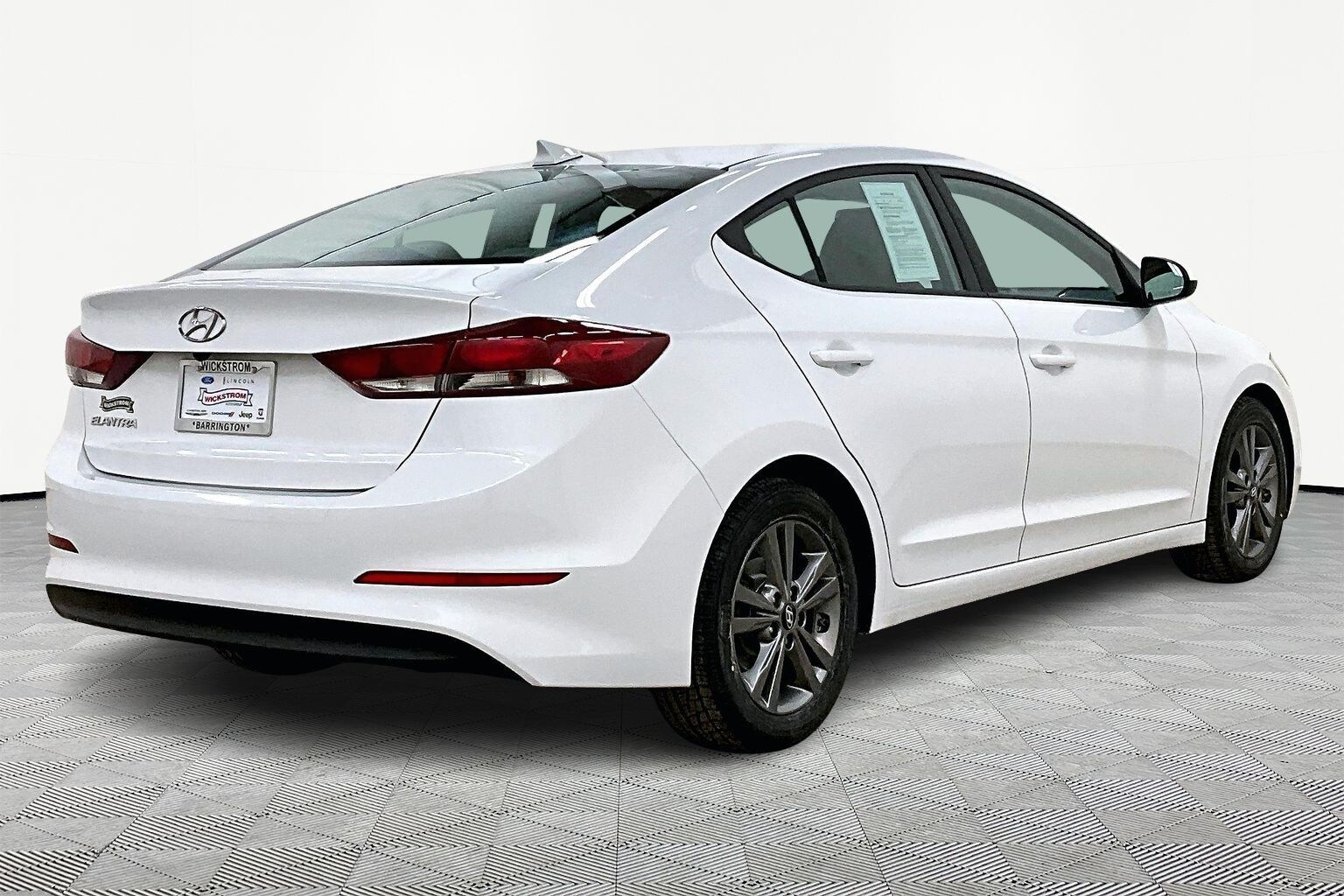 Used 2018 Hyundai Elantra SEL with VIN 5NPD84LF3JH216138 for sale in Barrington, IL