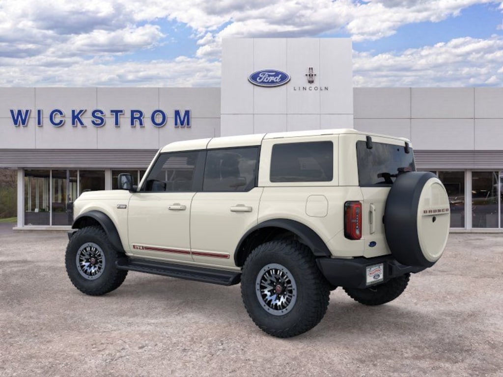New 2026 Ford Bronco Outer Banks SUV