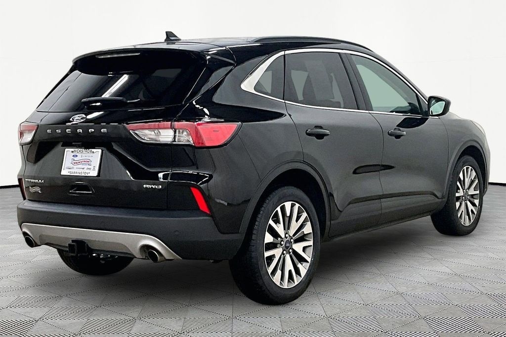 Used 2022 Ford Escape Titanium SUV