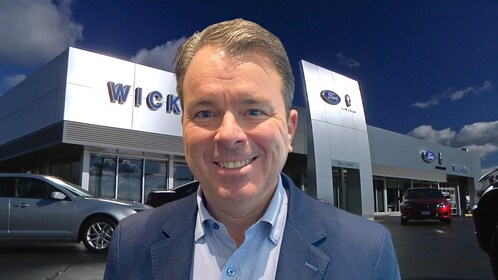 Staff member Colin Wickstrom from ID_6d7cb4