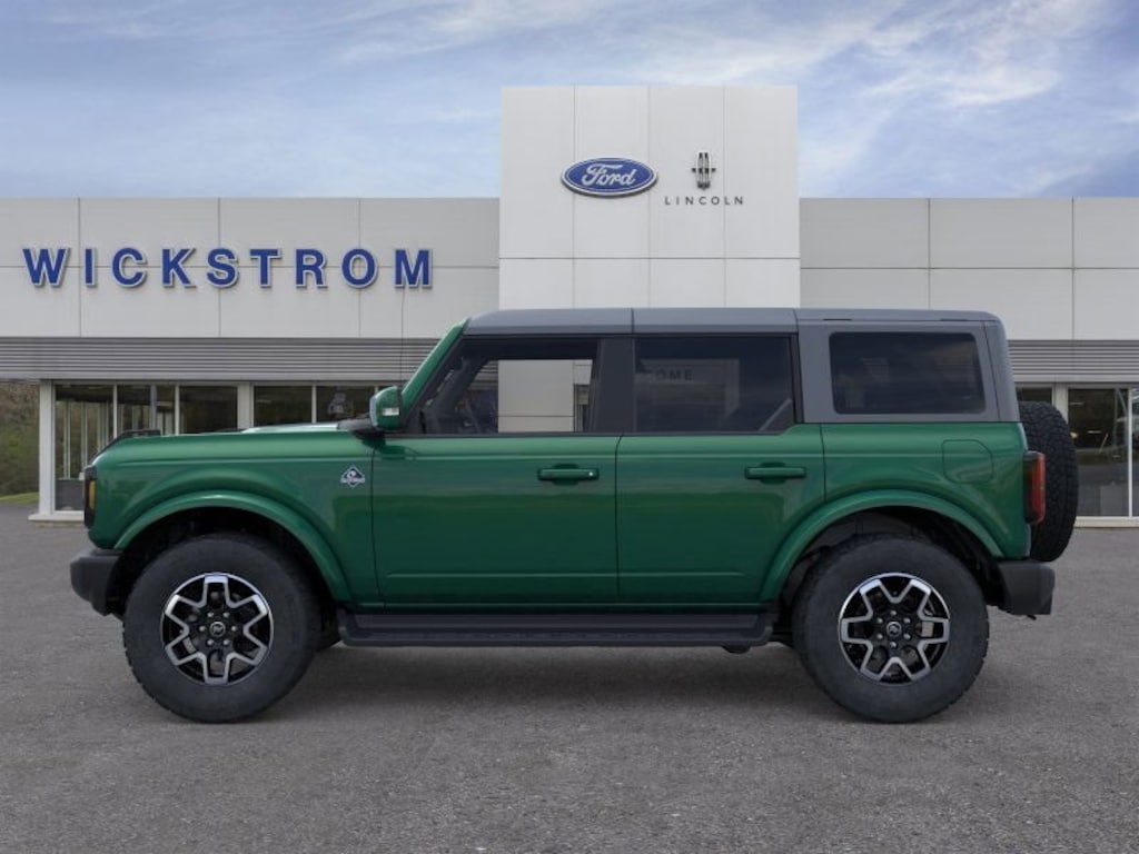 New 2025 Ford Bronco Outer Banks SUV