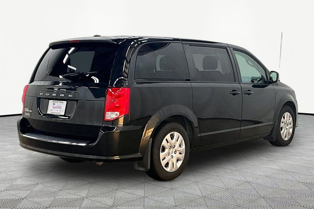 Used 2018 Dodge Grand Caravan SE Van Passenger Van