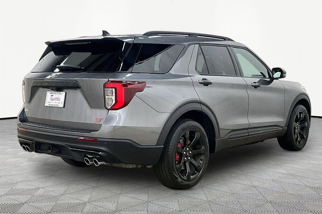 Used 2024 Ford Explorer ST SUV
