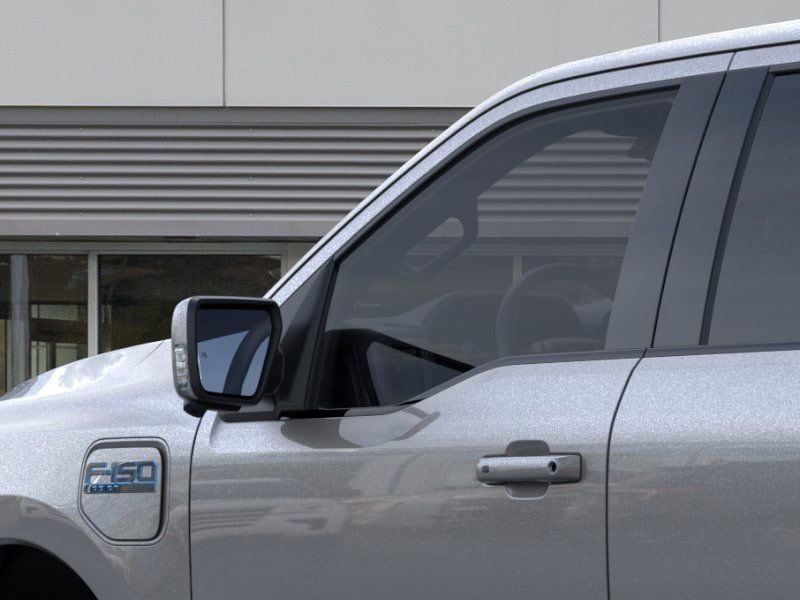 2025 Ford F-150 Lightning Lariat - Photo 20